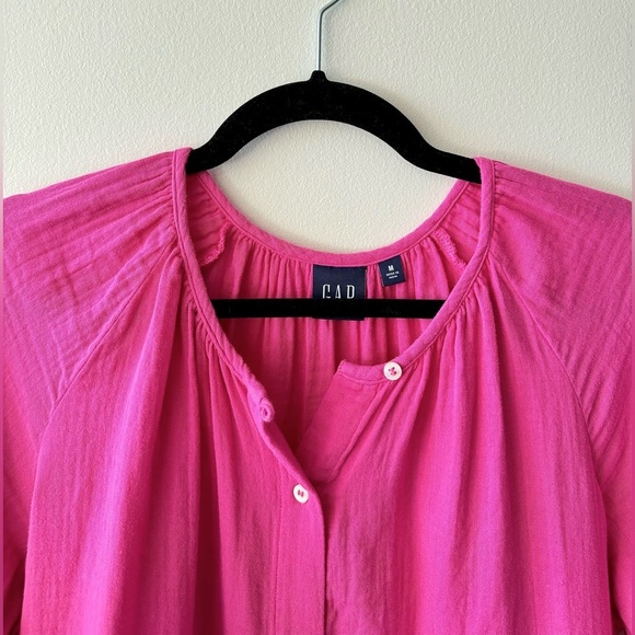 Gap Crinkle Gauze Boatneck Button-Front Top in Bright Pink - Picture 4 of 9
